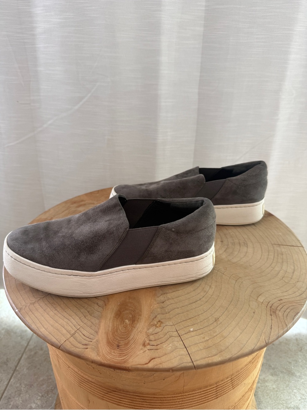 Vince Warren Suede Platform Skate Sneakers Taupe Gray Slip-On Shoes | Size 6.5 - Picture 6 of 10